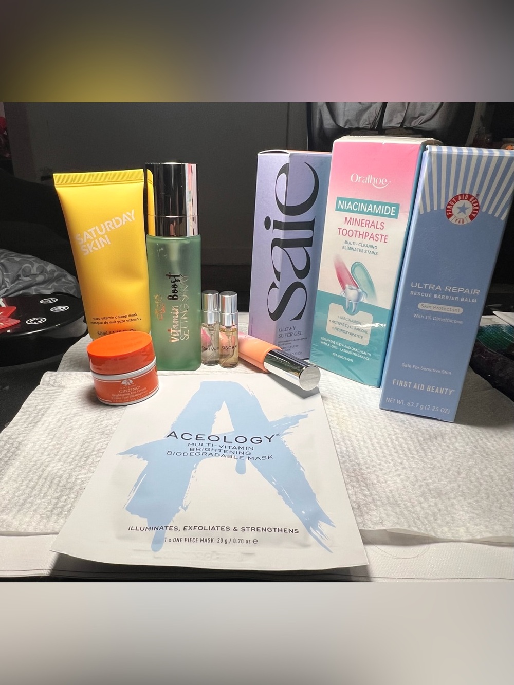 Acology Brightening Face Mask + Mixed Skincare Set - Blue, Yellow, Orange, Green